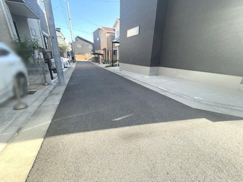 Modern 3LDK Detached House for Sale in Hirakata, Osaka - Thumbnail 4