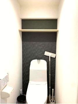 Renovated 1LDK Apartment for Sale in Ikebukuro, Tokyo - Thumbnail 4