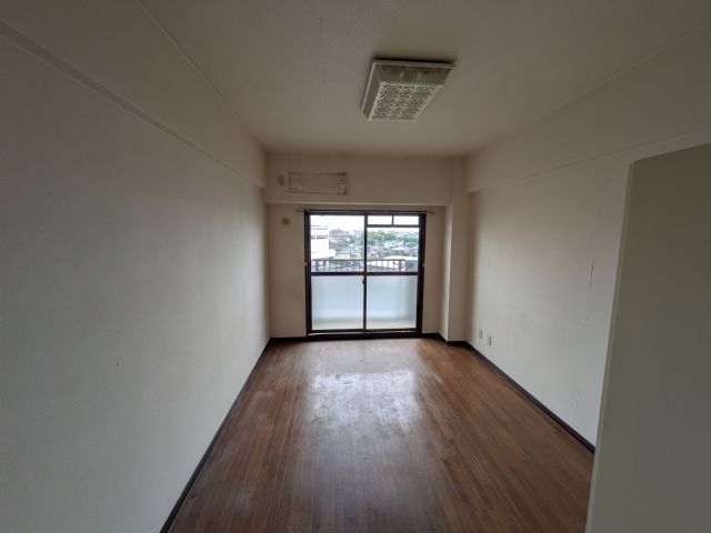 Studio Apartment for Sale in Kurume, Fukuoka - 17m² - Thumbnail 3