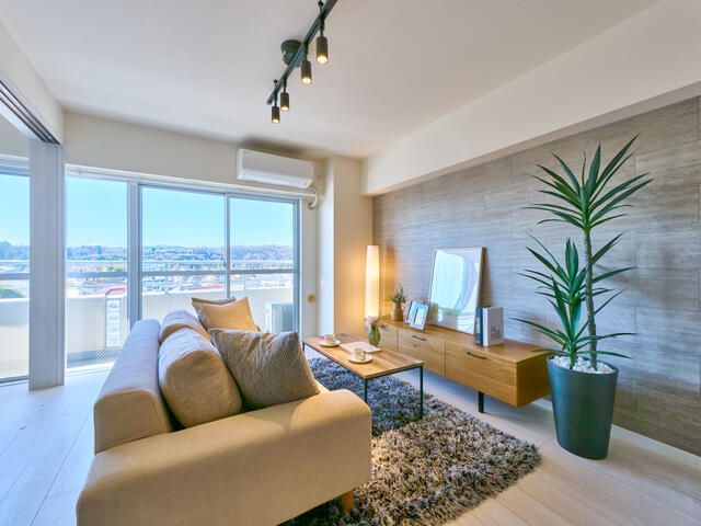 Renovated 2LDK Apartment near Hamura Station with Mount Fuji View - Thumbnail 4