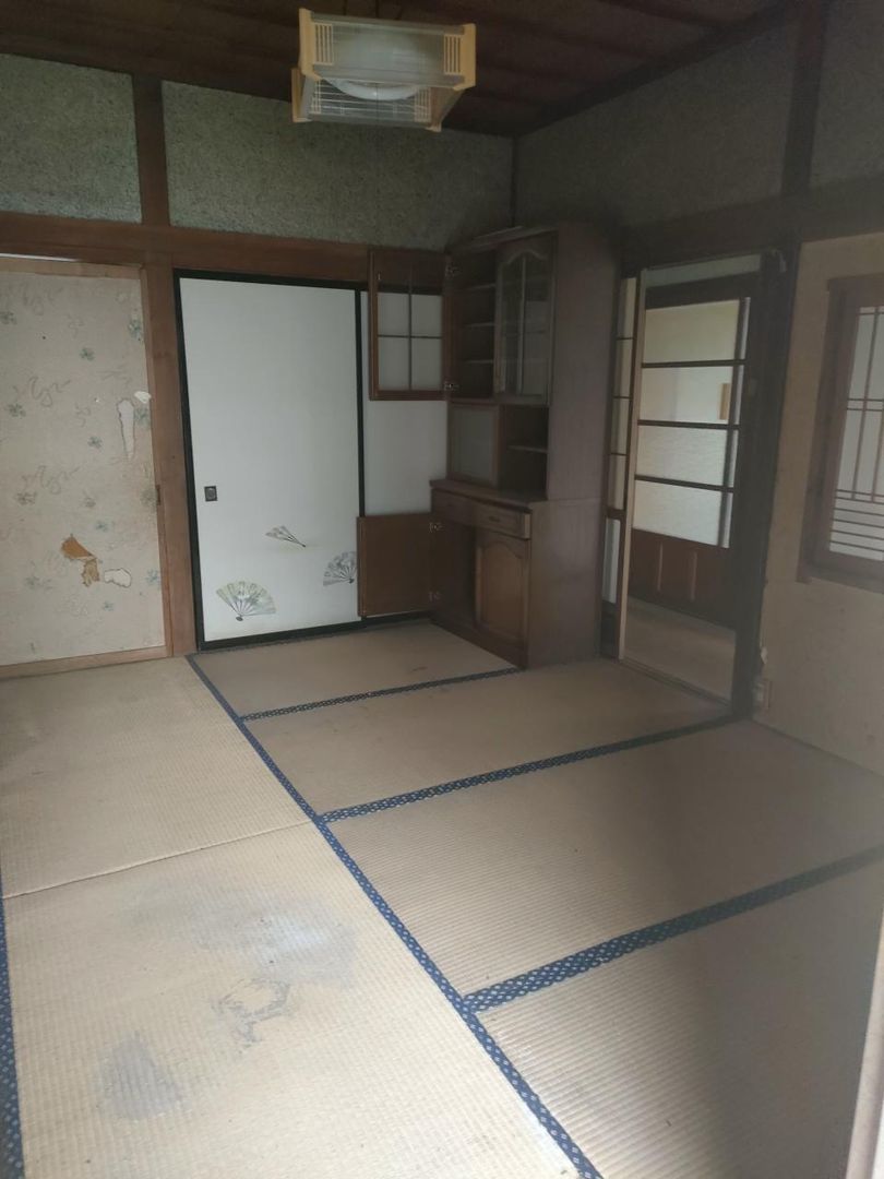 1959 6DK Traditional House for Renovation in Sakuho, Nagano - Thumbnail 3