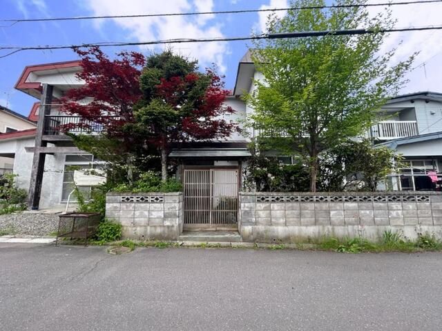 3LDK Detached House for Renovation in Hakodate, Hokkaido - Thumbnail 2