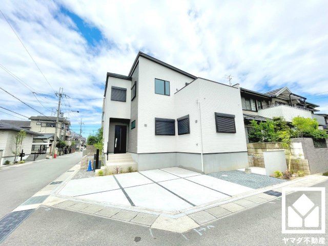 Modern 4LDK House in Uji City with 2 Parking Spaces - Thumbnail 2
