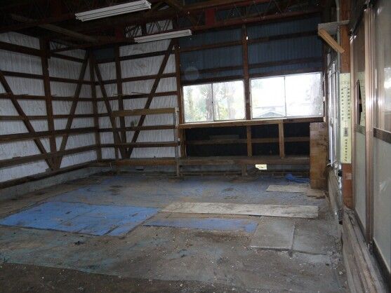 2-Story Wooden House for Sale in Hachinohe, Aomori - Thumbnail 2