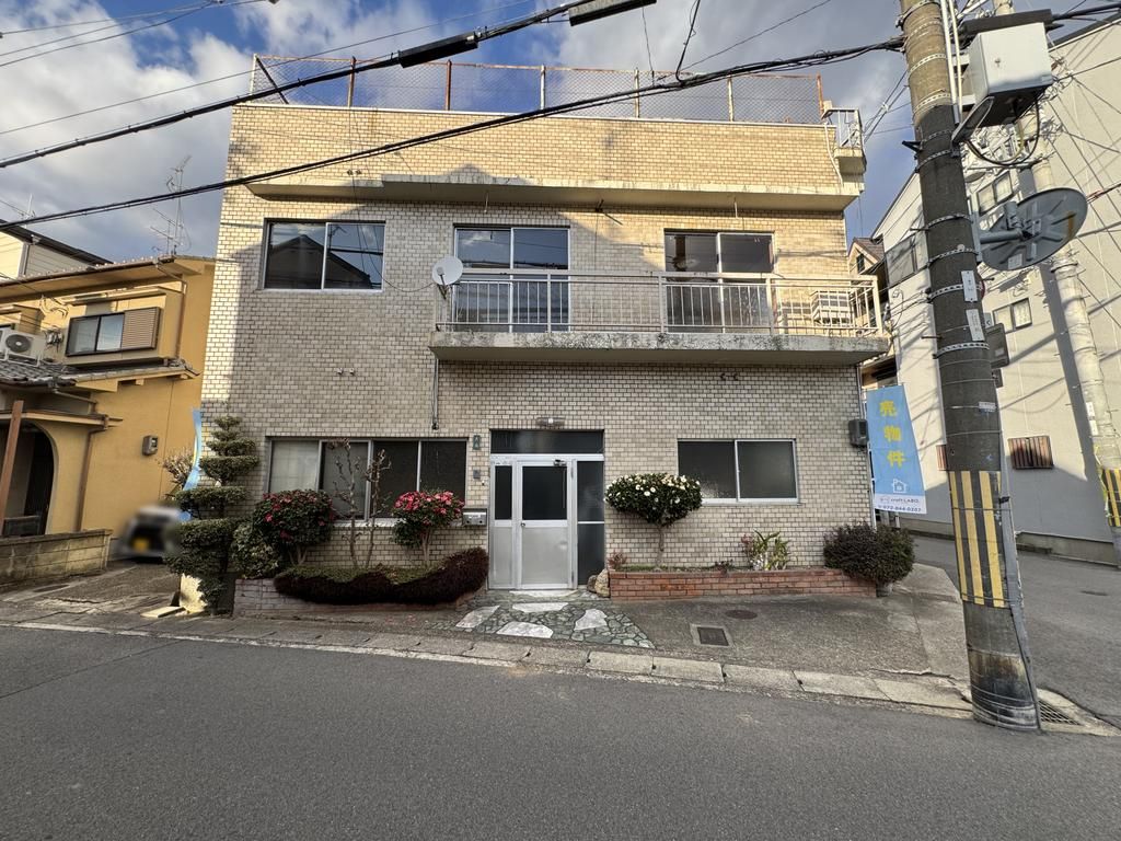 Kyoto Ukyo Ward Land for Sale with Demolition Included - Thumbnail 4