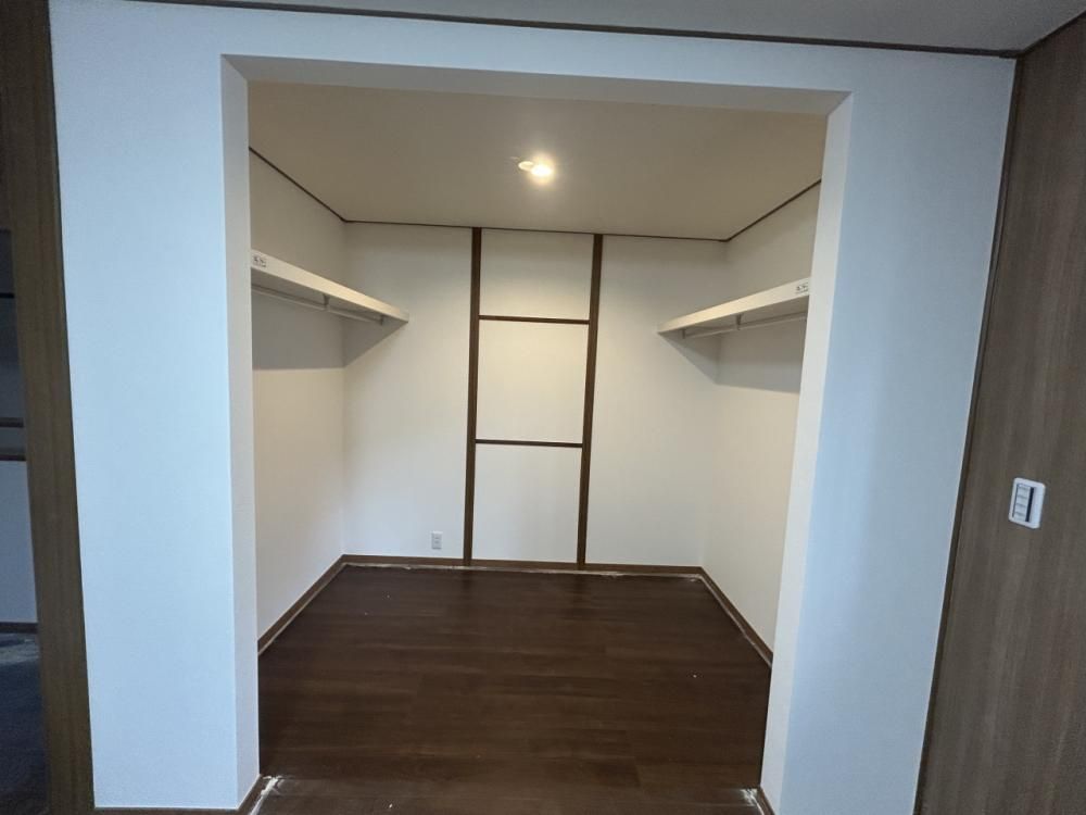 Renovated 5-Bedroom House in Iizuna with Garden & Guarantees - Thumbnail 4