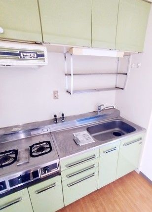 Lions Mansion Ryokuchi Koen 1K Apartment for Sale in Toyonaka - Thumbnail 3