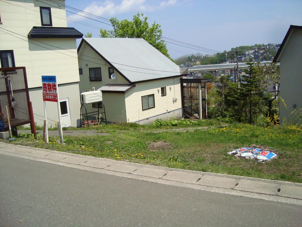 Land for Sale in Sakura, Otaru - Southwest Corner Lot - Thumbnail 2