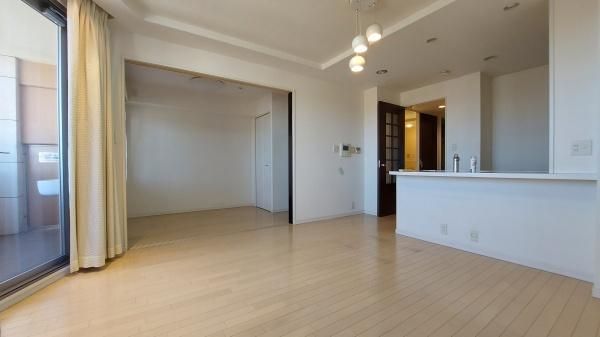3LDK Apartment in Arist Tower Wakayama City, Nakanoshima - Thumbnail 2