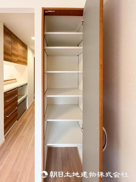 Sun Grace Kojizai 3LDK Apartment for Sale in Yokohama - Thumbnail 4