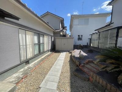 Used detached house Miki City Shijimi-cho Nakajiyugaoka 2-chome - Miki City — Image 2, Miki, Hyogo