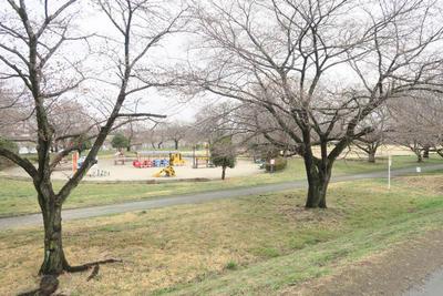 Spacious 4LDK House with 3-Car Parking in Tamamura, Gunma — Image 2, Tamamura, Gunma