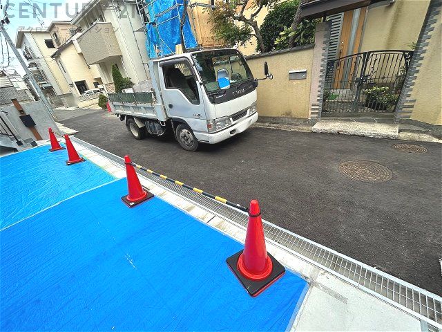 Modern 2SLDK House in Kobe's Nada Ward - Thumbnail 4