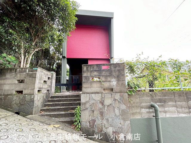 5LDK House in Kitakyushu with Renovated Exterior - Thumbnail 4