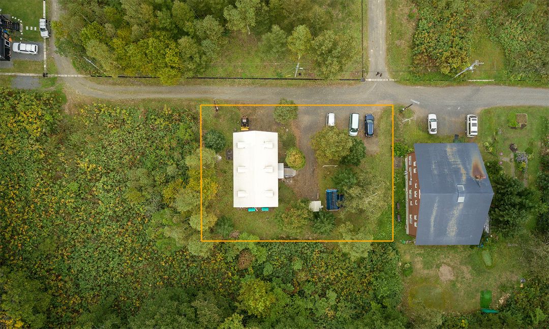 Chalet Banff Niseko Higashiyama Lodge for Sale - Thumbnail 2