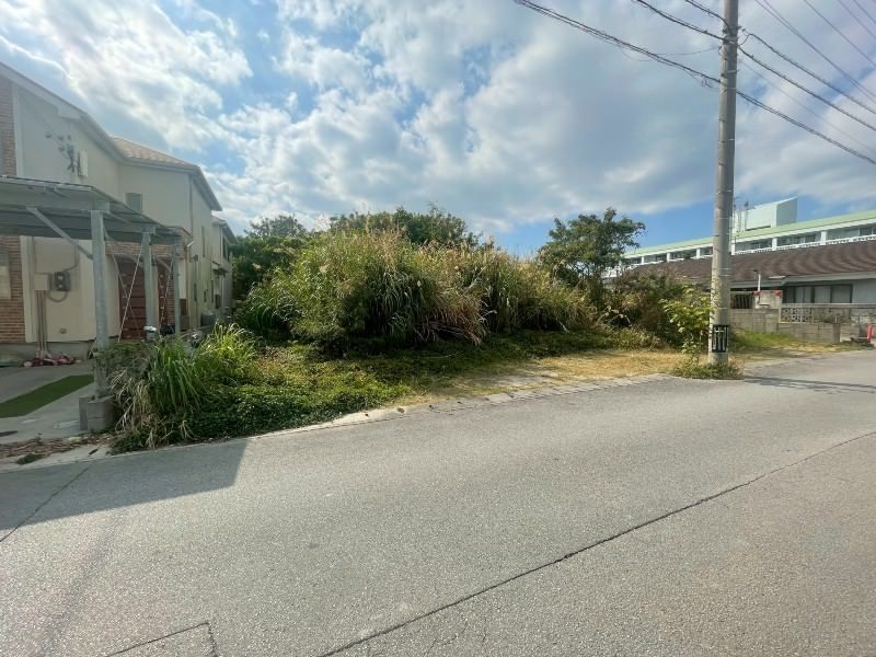 994 sqm Vacant Land for Sale in Yomitan, Okinawa - Thumbnail 3