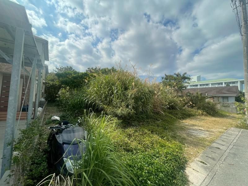 994 sqm Vacant Land for Sale in Yomitan, Okinawa - Thumbnail 2