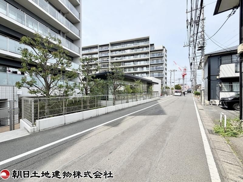 Renovated 3LDK Apartment in Yamato City, Kanagawa - Thumbnail 4