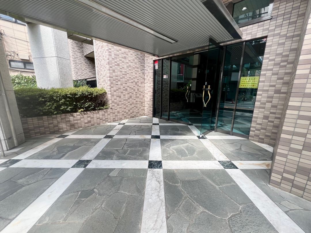 Rexel Plaza Matsubara Danchi 8F 3LDK Apartment for Sale in Soka - Thumbnail 3