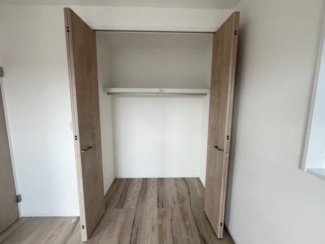 Modern 4LDK House for Sale in Oita City, Oita Prefecture - Image 1