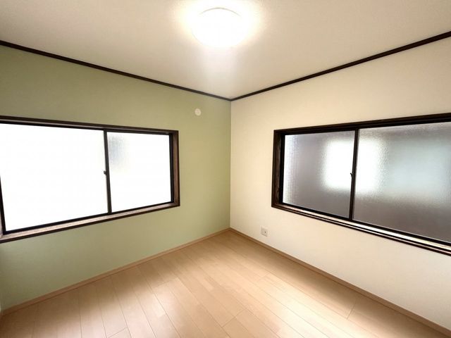 Renovated 5LDK House Near Tsunoi Station in Tottori City - Thumbnail 4
