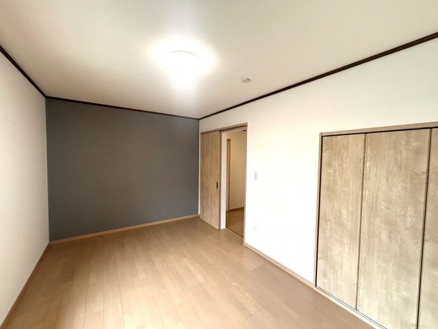 Renovated 5LDK House Near Tsunoi Station in Tottori City - Thumbnail 3