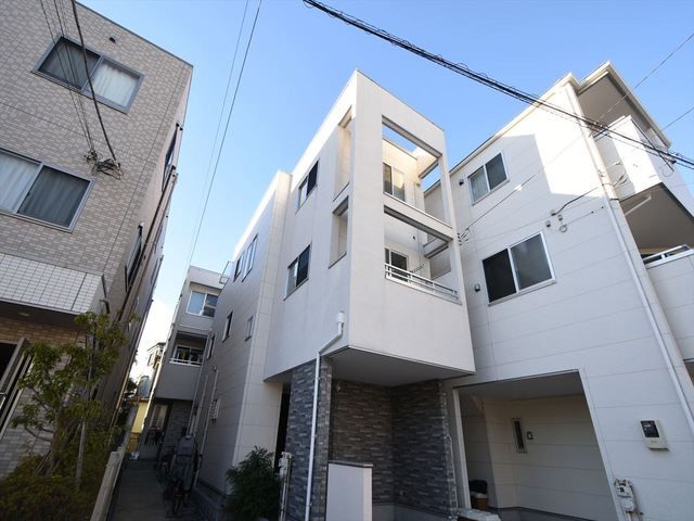 4LDK Family House with Garage in Kawaguchi, Saitama | 2018 Build - Thumbnail 2