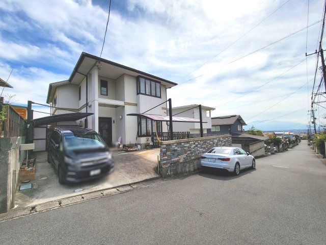 5SLDK Sekisui House in Kai City with Mt. Fuji Views - Thumbnail 4