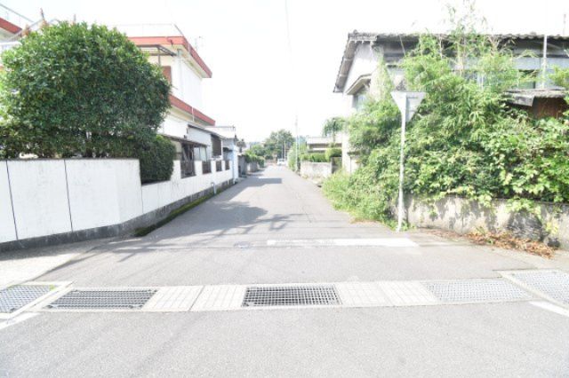 Land for Sale in Tarumizu City, Kagoshima - 214.76 sqm - Thumbnail 3
