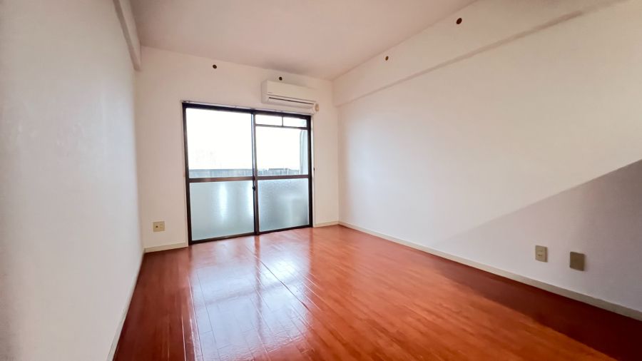 Big Bangs Mansion Jingu East 1K Apartment for Sale in Miyazaki - Thumbnail 3
