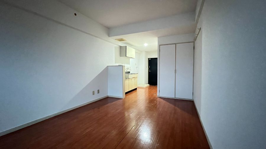 Big Bangs Mansion Jingu East 1K Apartment for Sale in Miyazaki - Thumbnail 2