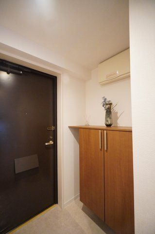 Yono Park Square 9F: Renovated 3LDK Apartment in Saitama - Thumbnail 4