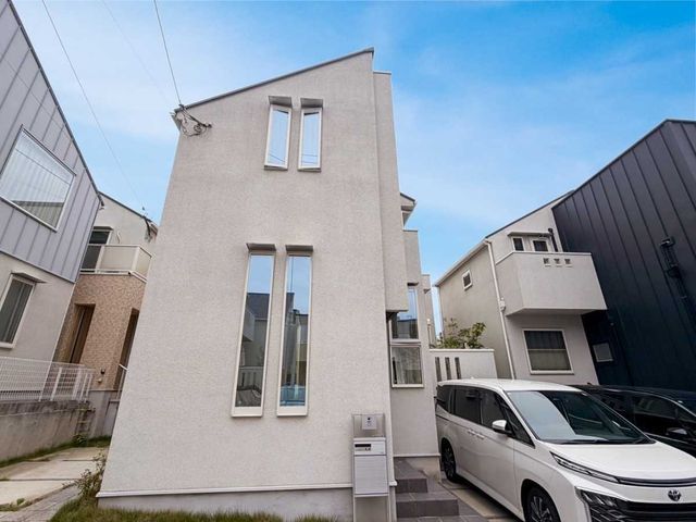 Modern 4LDK House in Nishinomiya Near Koyoen Station - Thumbnail 2