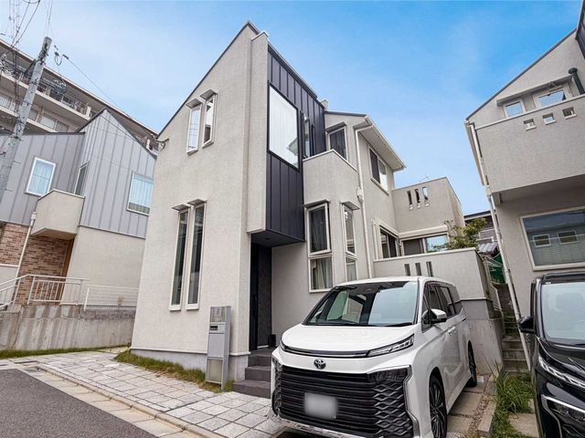 Modern 4LDK House in Nishinomiya Near Koyoen Station - Thumbnail 4
