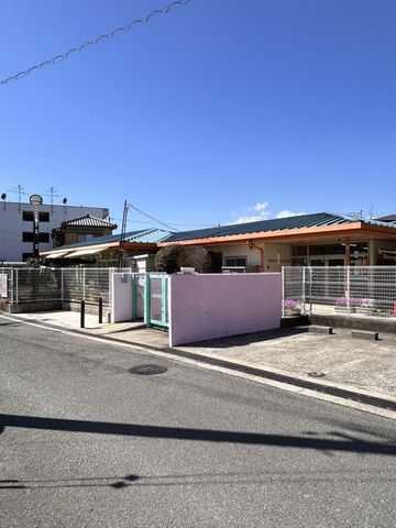 New 4LDK Detached House in Hirakata, Osaka with Garage - Thumbnail 4