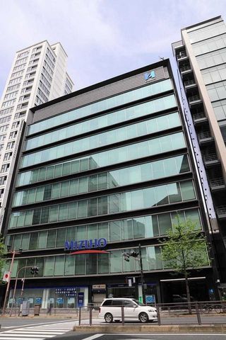 3SLDK Apartment in Chiyoda, Tokyo near Hanzomon Station - Thumbnail 3