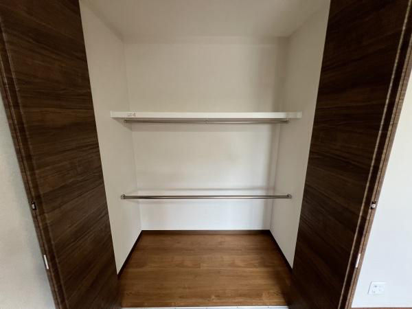 Modern 3LDK House Near Koshien Station in Nishinomiya - Thumbnail 4