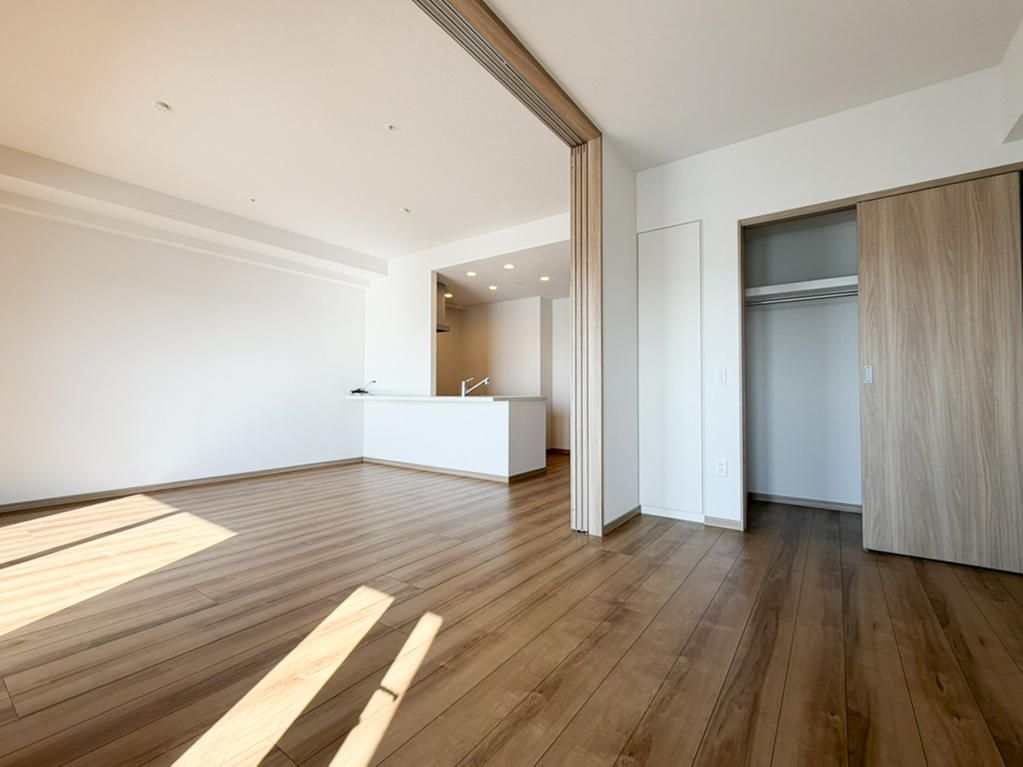 Sun Cradle Takasaki VII 17F - New 2SLDK Tower Apartment - Thumbnail 2