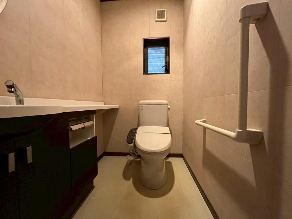 5LDK Detached House in Nerima, Tokyo with Loft Spaces - Thumbnail 4