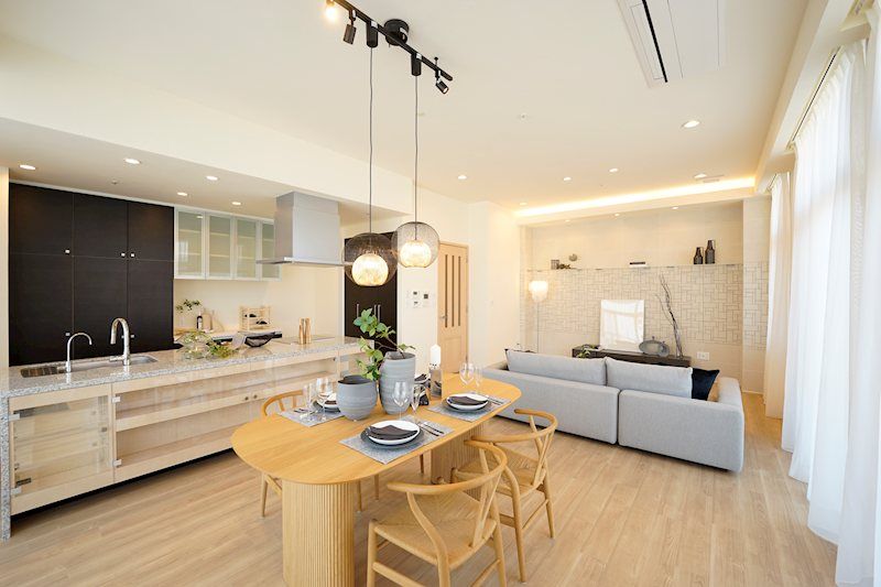 Renovated 2SLDK Apartment in Kobe with Panoramic Views - Thumbnail 3