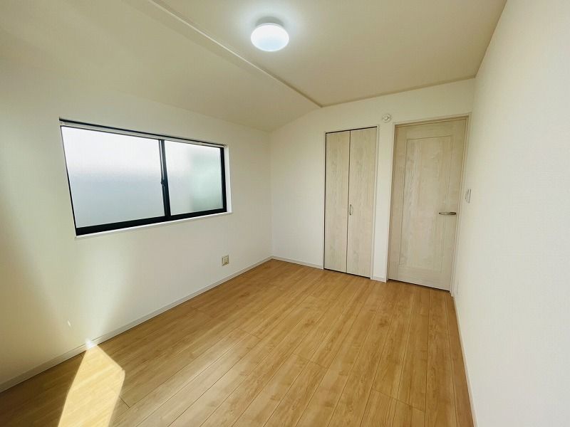 4LDK House for Sale in Quiet Ichikawa, Chiba - 90.46m² - Thumbnail 4