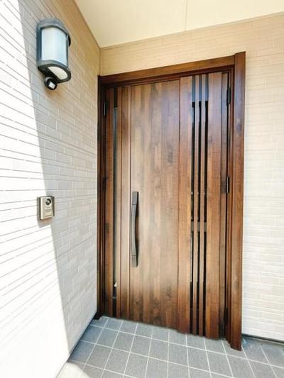 5LDK Renovated House in Kakamighara Near Sohara Station — Image 2, Kakamigahara, Gifu