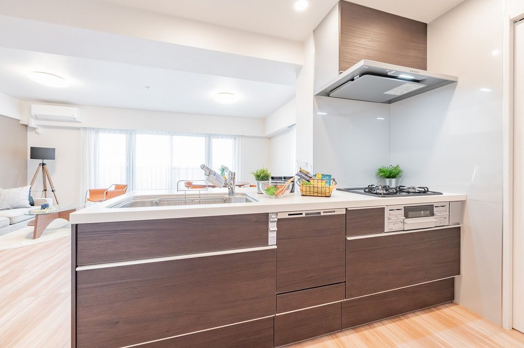 Lions Garden Inage Kaigan 3LDK Apartment with Renovation - Thumbnail 3