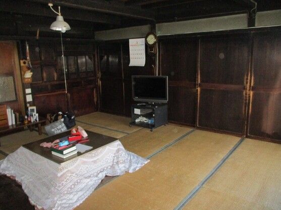 Traditional Kominka with Kura and Farmland in Shimonita, Gunma - Thumbnail 4