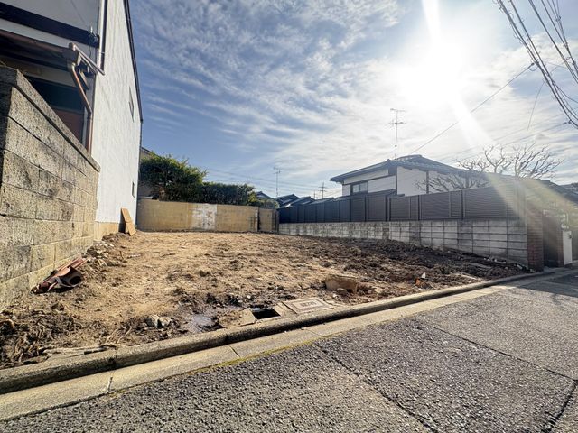 Spacious Building Land for Sale in Kyoto's Kita Ward - Thumbnail 2