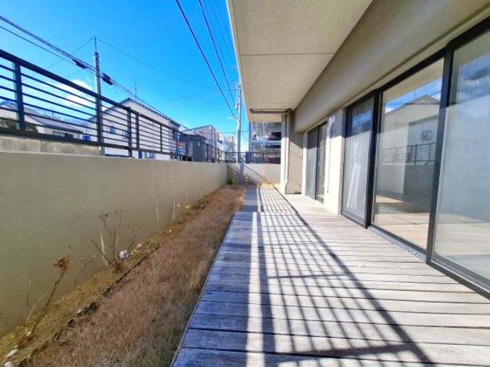 4LDK Apartment with Private Garden in Shizuoka Aoi Ward - Thumbnail 3