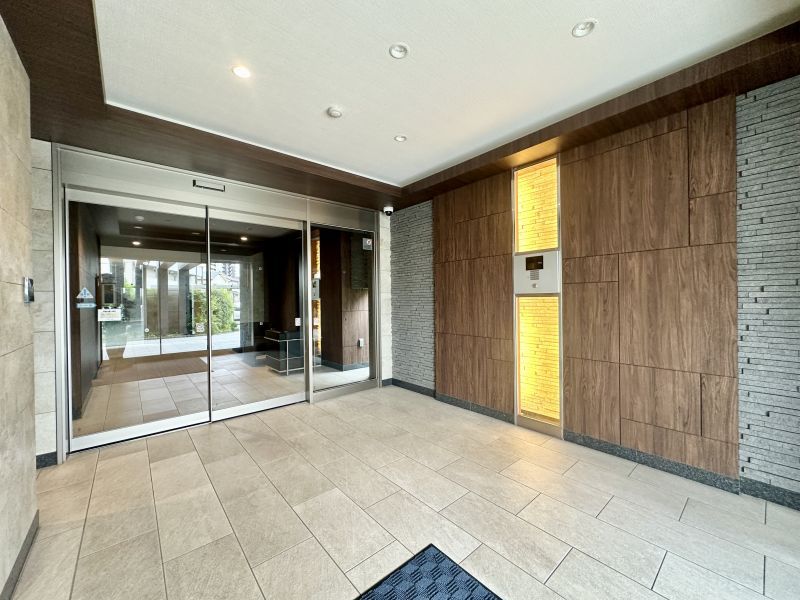 2LDK Apartment for Sale Near Suizenji Koen Station in Kumamoto - Thumbnail 3