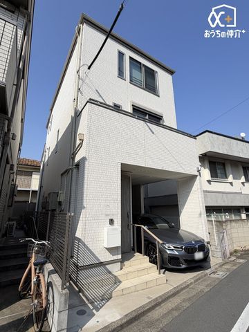 Modern 1LDK House for Sale in Nerima with Built-in Garage - Thumbnail 2