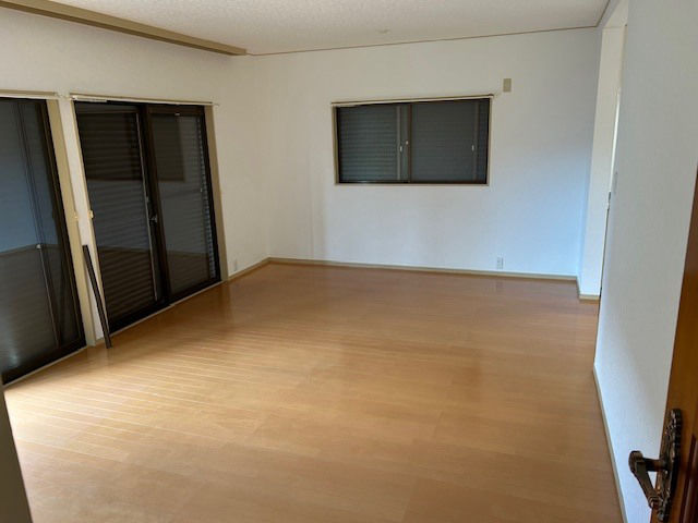 Refurbished 4LDK house in Ichihara with parking - Thumbnail 4