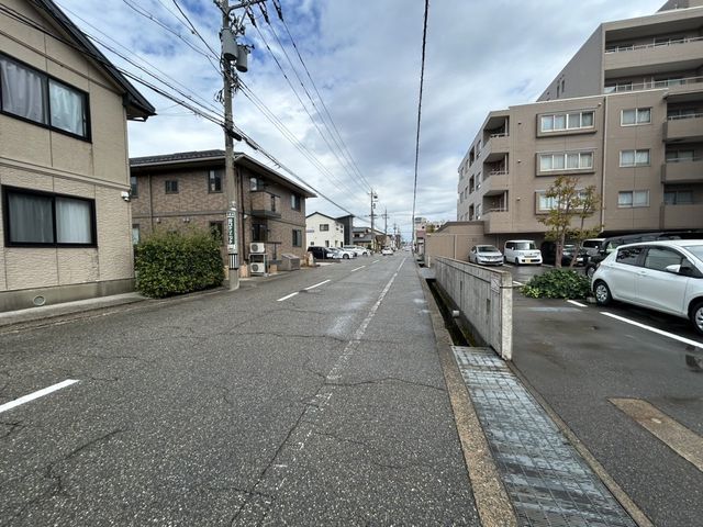 Renovated 3LDK Apartment for Sale in Kanazawa, Ishikawa - Thumbnail 3